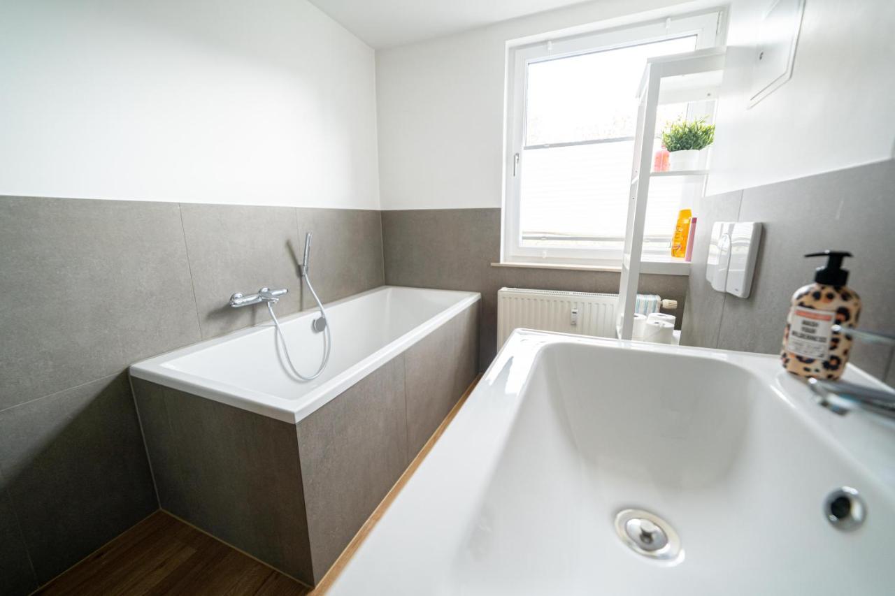 Fullhouse - Zwickau - L8 - Balcony - Smarttv - Nespresso Appartement Buitenkant foto